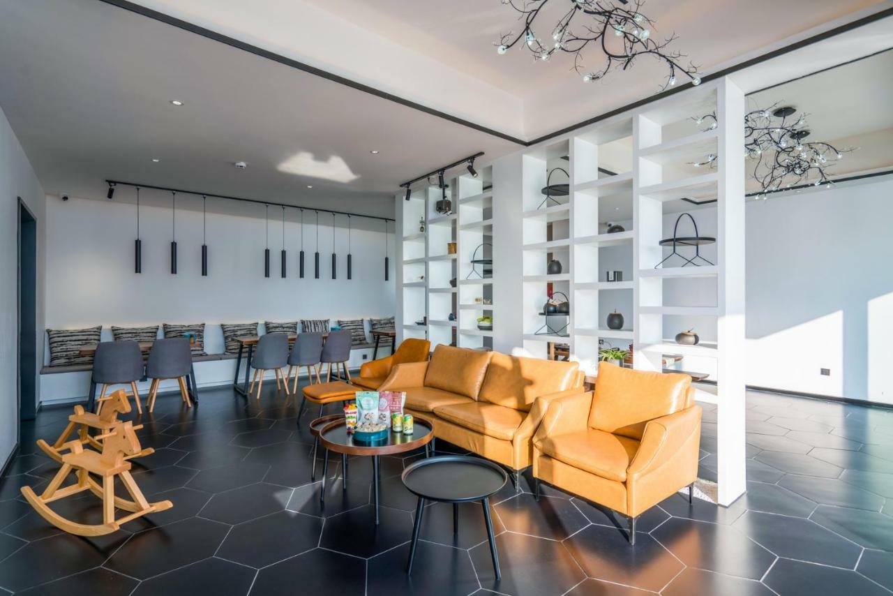 Dali Jiuxiao Star With Seaview Hotel Екстер'єр фото
